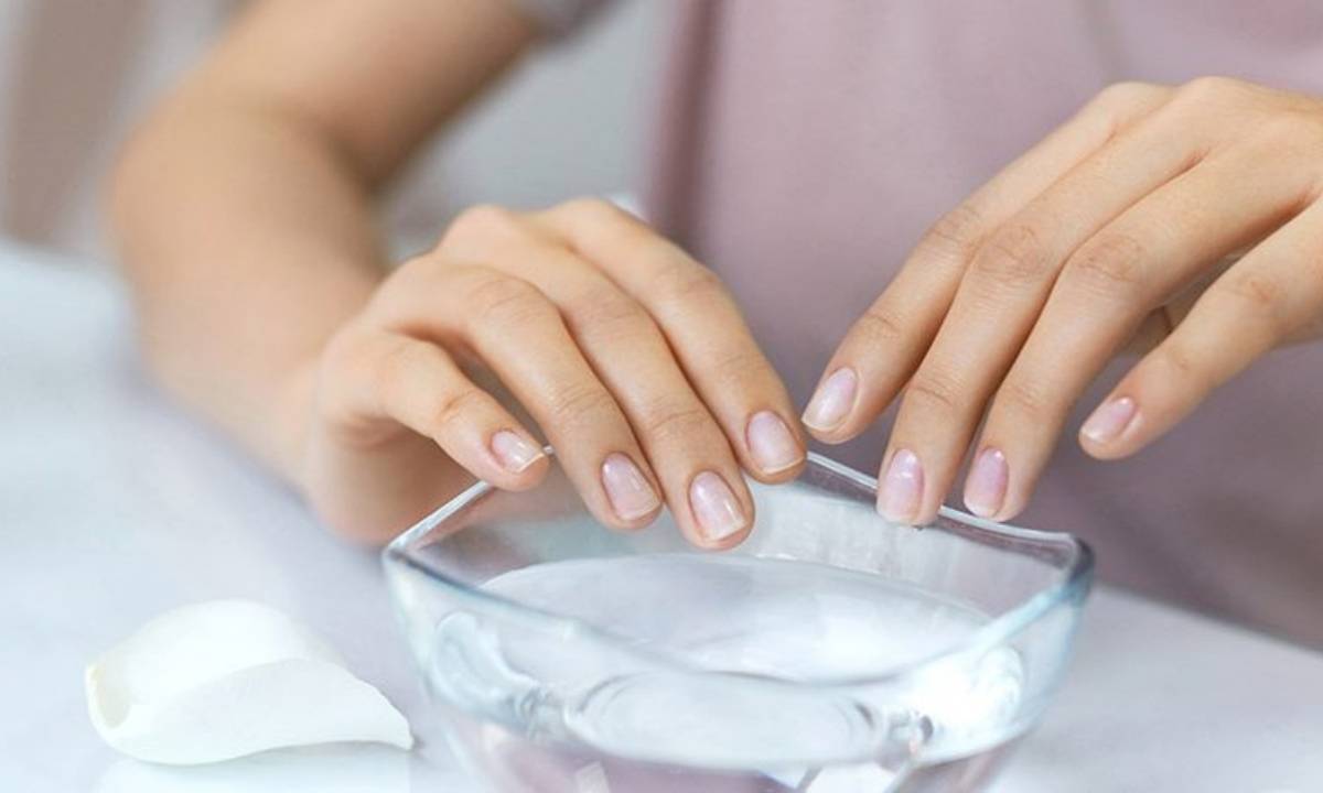 how to remove acrylic nails at home